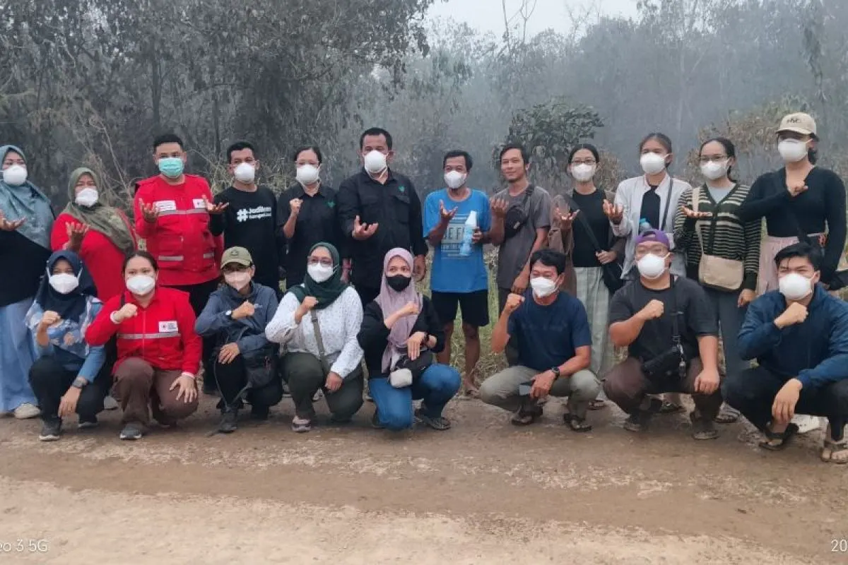 Gempur Kalbar Salurkan Masker dan Oksigen Portabel untuk Korban Karhutla