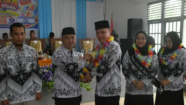 HUT ke-81 PGRI, Romi Wijaya Dorong Guru Terus Majukan Pendidikan Kayong Utara