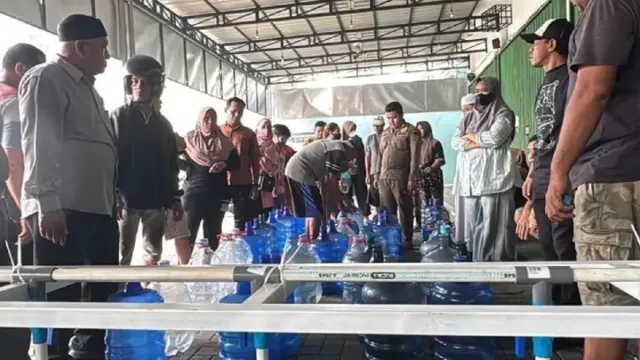 Pemerintah Siapkan Bantuan Masker dan Air Bersih untuk Warga Terdampak Karhutla