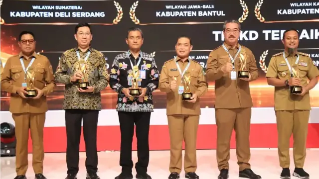 Kalbar Raih TPAKD Award 2026, Ria Norsan Fokus Bantu UMKM Akses Modal